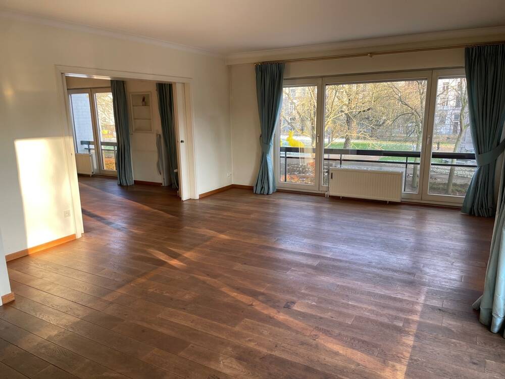 Appartement à  à Tournai 7500 400.00€ 4 chambres 200.00m² - annonce 515349