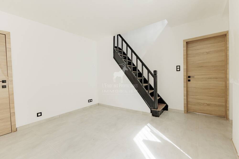 Maison à louer à Châtelet 6200 650.00€ 1 chambres 61.00m² - annonce 515994