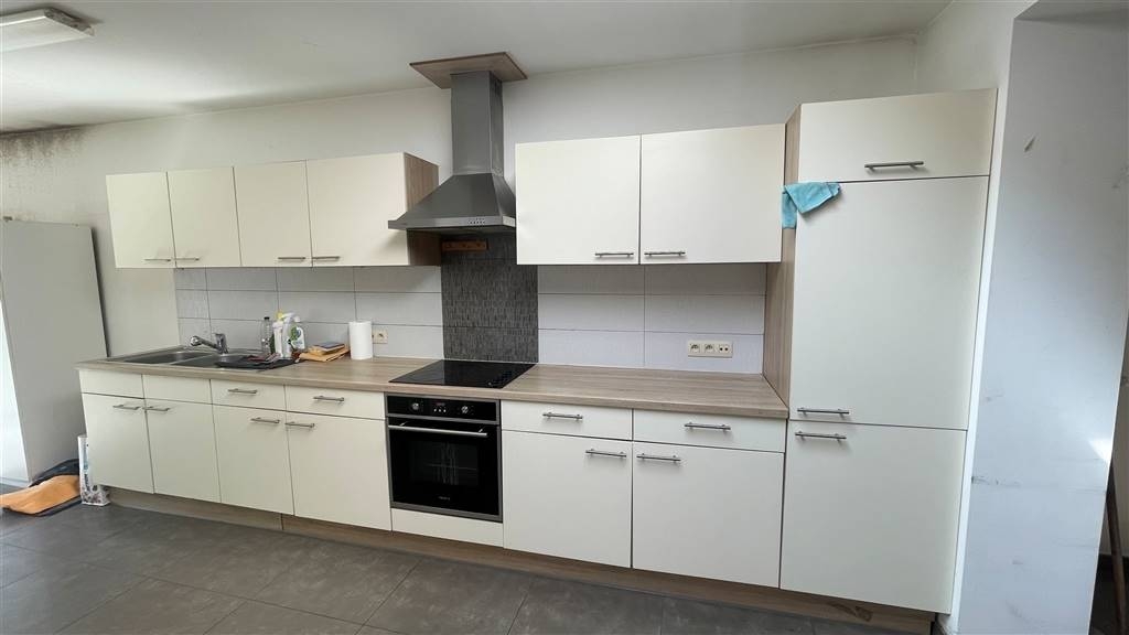 Maison à vendre à Dampremy 6020 115000.00€ 2 chambres 118.00m² - annonce 515380