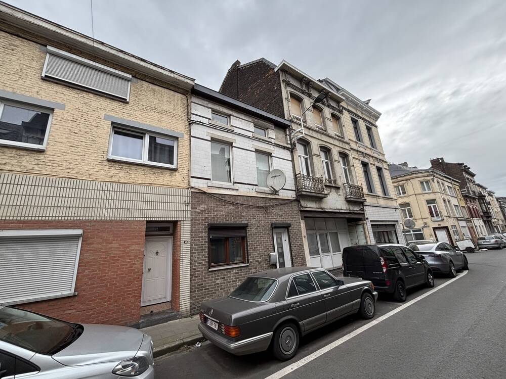 Maison à vendre à Marchienne-au-Pont 6030 105000.00€ 2 chambres 125.00m² - annonce 515752
