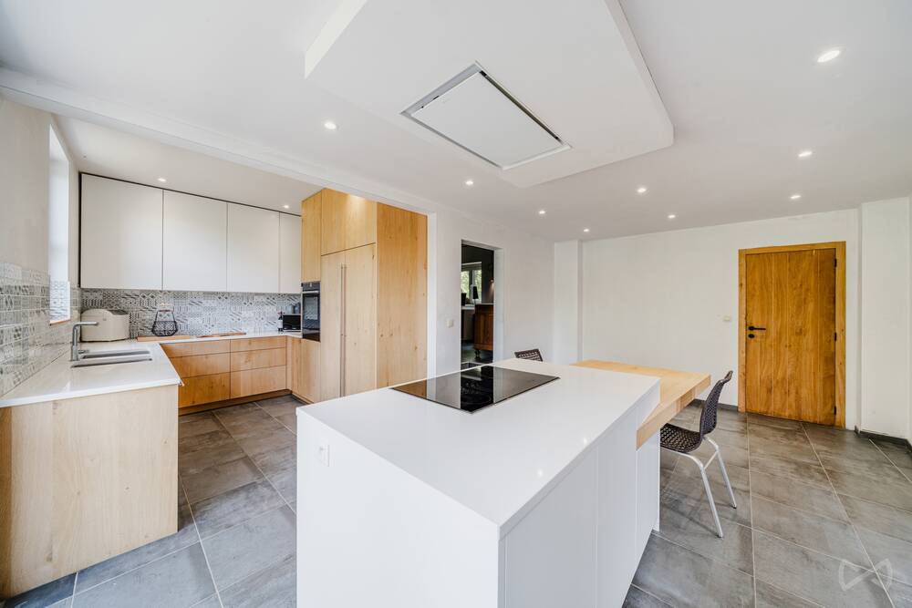 Maison à vendre à Thirimont 6500 287000.00€ 2 chambres 180.00m² - annonce 520308