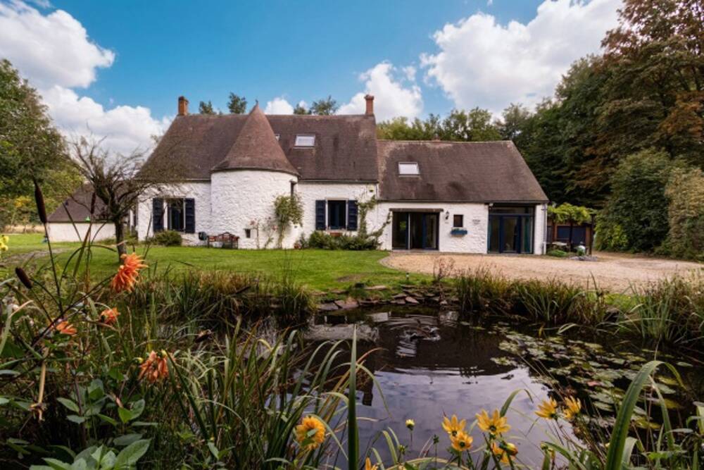 Maison à louer à Obourg 7034 2950.00€ 4 chambres 327.00m² - annonce 519204