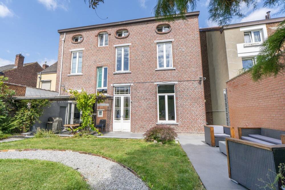 Maison à vendre à Châtelet 6200 348000.00€ 3 chambres 283.00m² - annonce 519796
