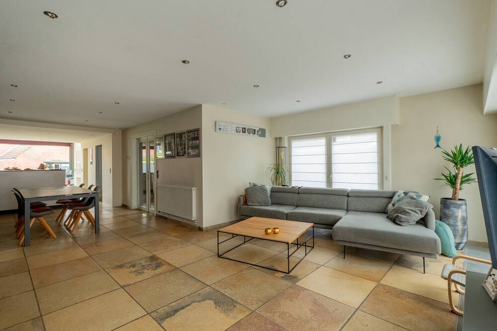 Maison à vendre à Mouscron 7700 389000.00€ 4 chambres 212.00m² - annonce 520770