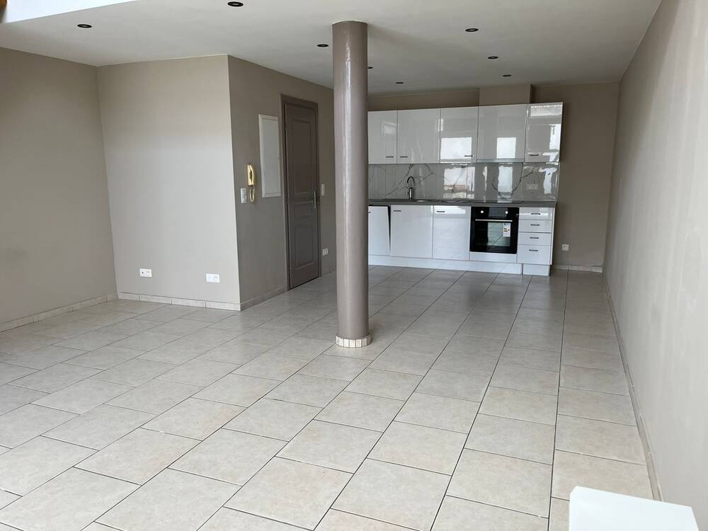 Appartement à  à Mons 7000 735.00€  chambres m² - annonce 520664