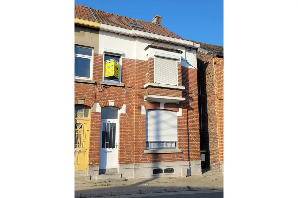 Maison à vendre à Eugies 7080 180000.00€ 3 chambres 200.00m² - annonce 680968