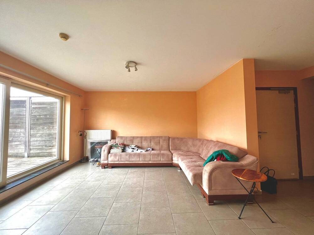 Appartement à  à Mons 7000 180000.00€ 2 chambres 75.00m² - annonce 521133