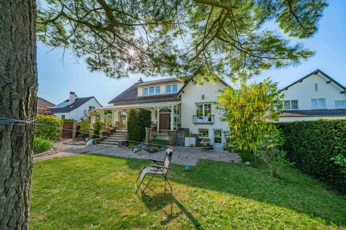 Maison à vendre à Fleurus 6220 379000.00€ 5 chambres 243.00m² - annonce 520841