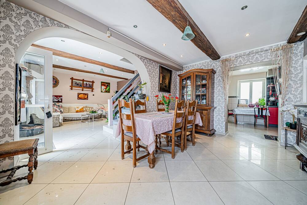 Maison à vendre à Montignies-sur-Sambre 6061 135000.00€ 3 chambres 177.00m² - annonce 522381