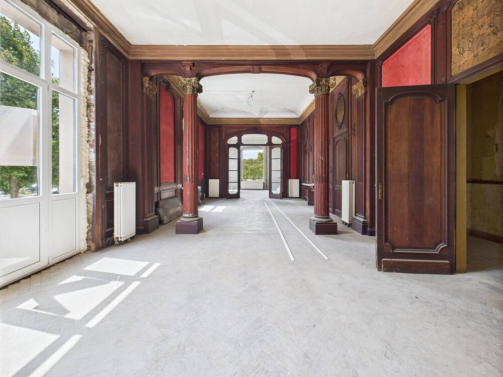 Commerce à vendre à Tournai 7500 249000.00€ chambres 310.00m² - annonce 522369