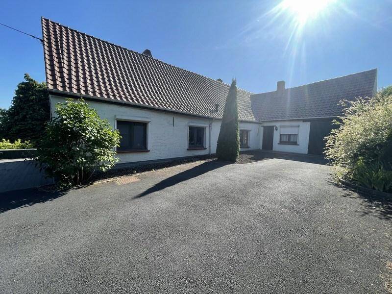 Maison à vendre à Mont-Saint-Aubert 7542 275000.00€ 2 chambres m² - annonce 524889