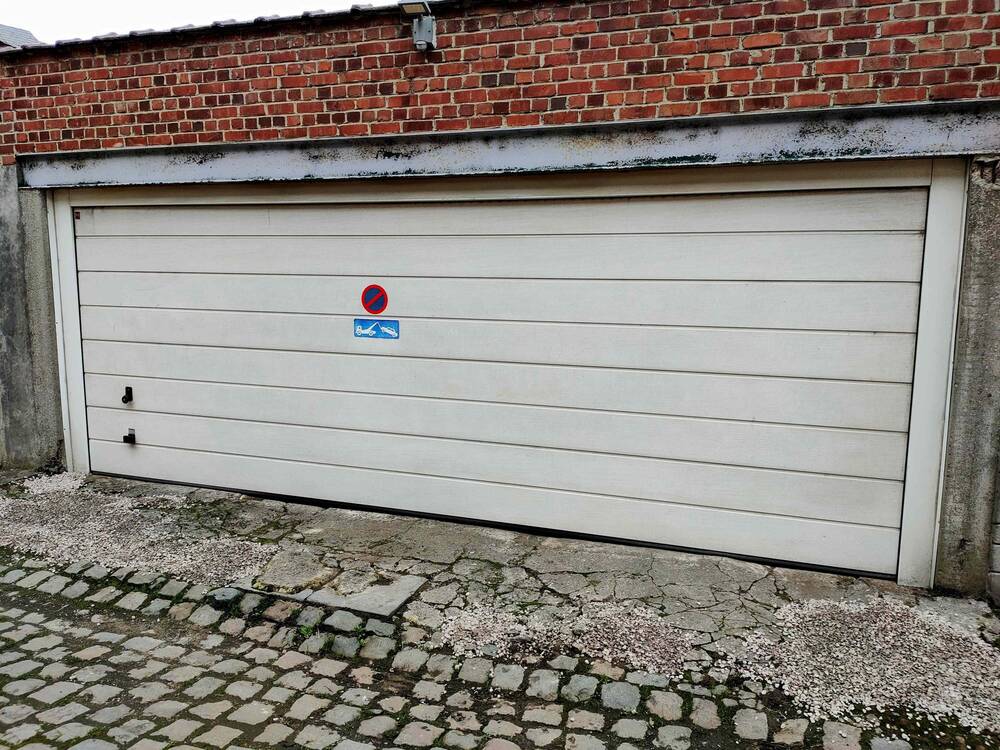 Box à vendre à Leuze-en-Hainaut 7900 35000.00€ chambres m² - annonce 524689