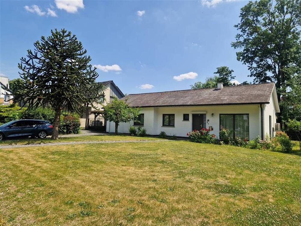 Maison à à Péruwelz 7600 1000.00€ 2 chambres 110.00m² - annonce 526388