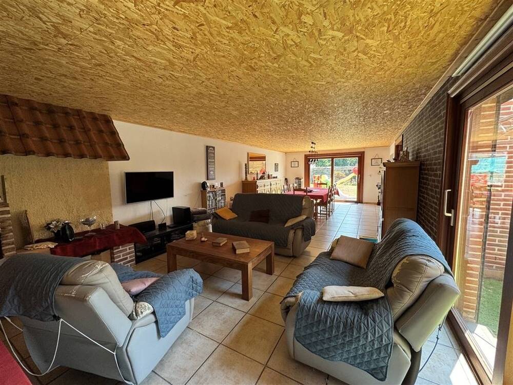 Immeuble de rapport - Immeuble à appartement à vendre à Bernissart 7320 285000.00€ 4 chambres 339.00m² - annonce 526395