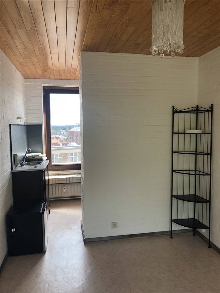Commerce à louer à Tournai 7500 275.00€ chambres 19.00m² - annonce 527227