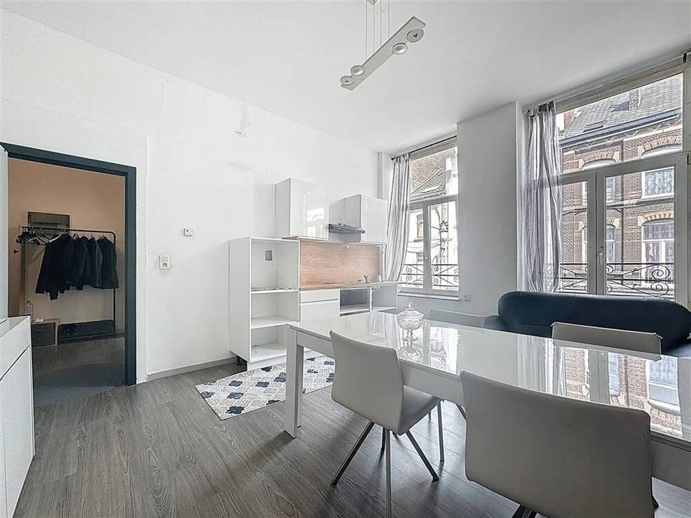 Commerce à vendre à Charleroi 6000 380000.00€ 3 chambres 255.00m² - annonce 527957
