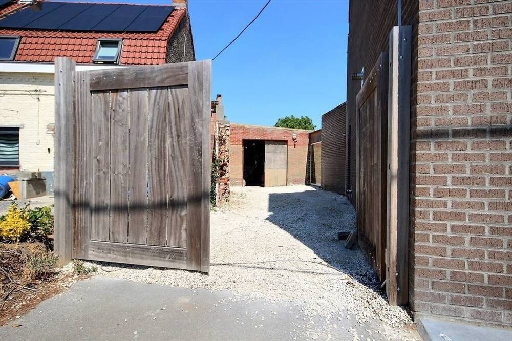 Commerce à vendre à Herseaux 7712 99000.00€ chambres m² - annonce 527540