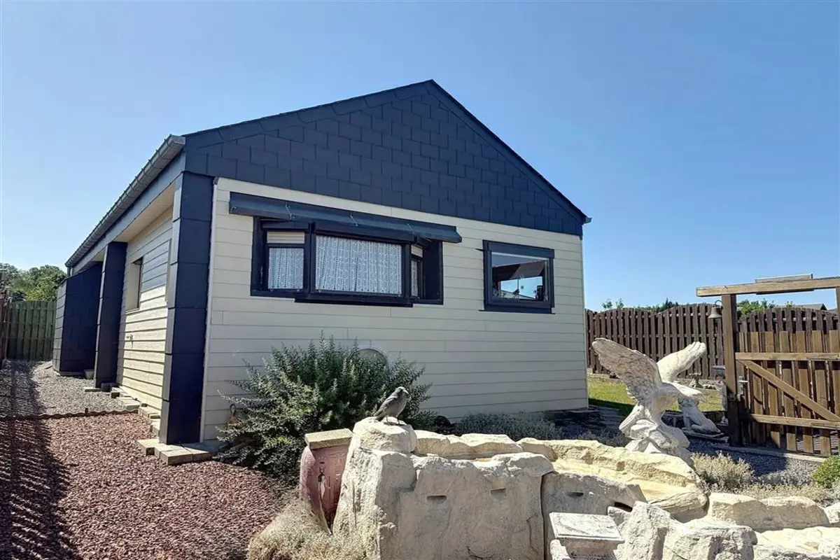 Bungalow à vendre à Froidchapelle 6440 99000.00€ 2 chambres 59.00m² - annonce 526144
