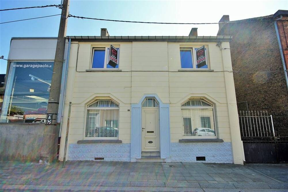 Maison à vendre à Courcelles 6180 179000.00€ 3 chambres 181.00m² - annonce 528210