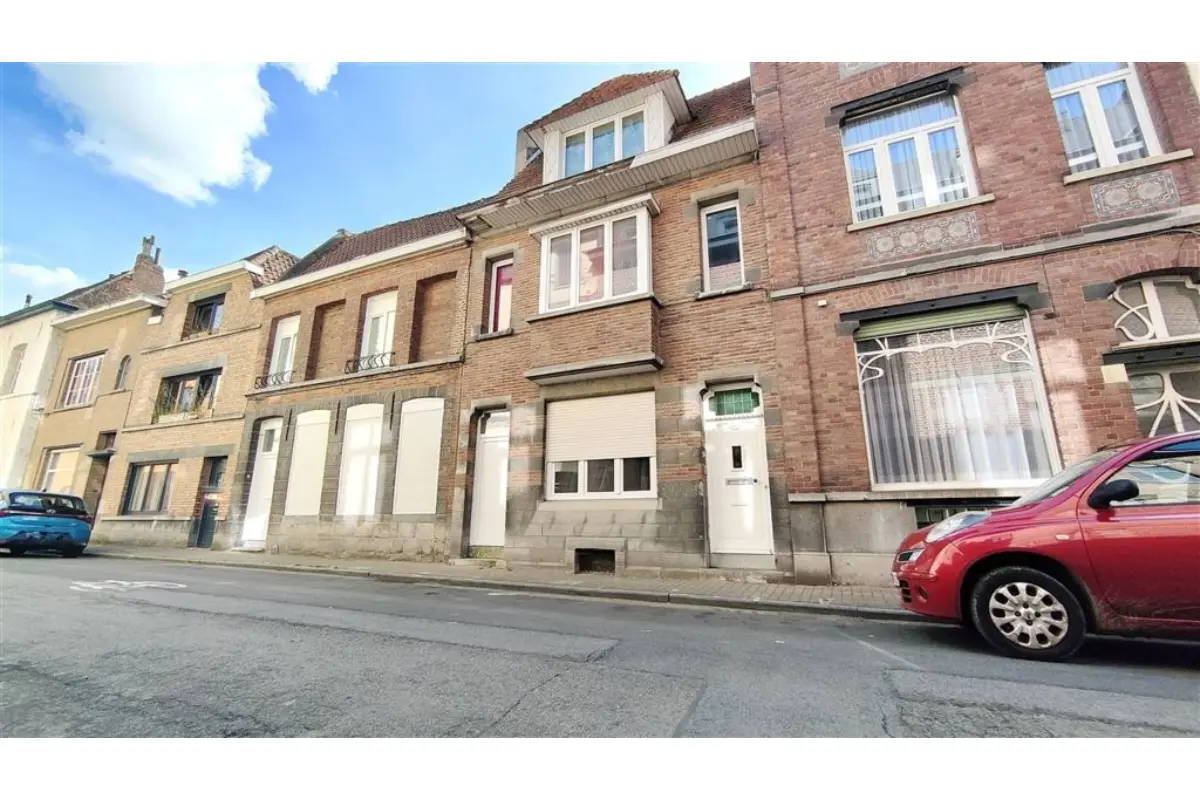 Immeuble de rapport - Immeuble à appartement à vendre à Tournai 7500 155000.00€ 3 chambres m² - annonce 527257
