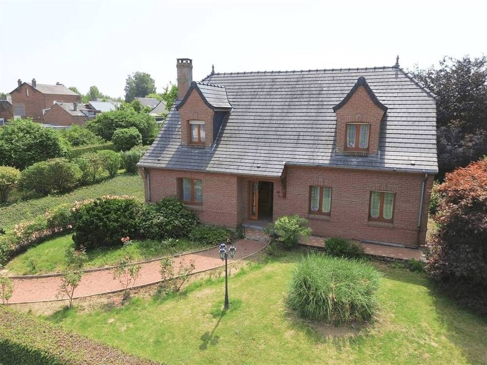 Maison à vendre à Macon 6591 240000.00€ 4 chambres 161.00m² - annonce 526150