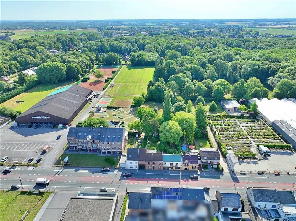 Bungalow à vendre à Nalinnes 6120 219000.00€ 3 chambres 194.00m² - annonce 528205