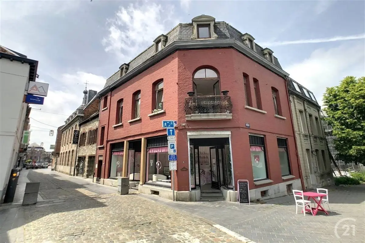 Maison à vendre à Chimay 6460 300000.00€ 2 chambres 185.00m² - annonce 526123