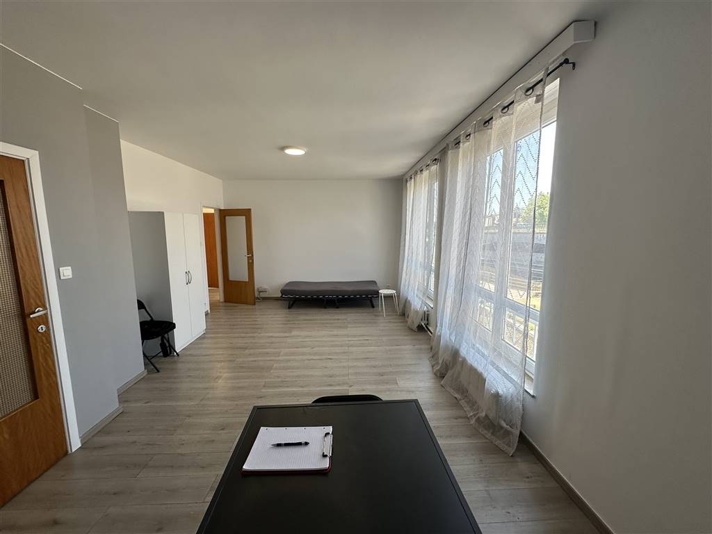 Appartement à vendre à Charleroi 6000 105000.00€ 2 chambres 68.00m² - annonce 529069