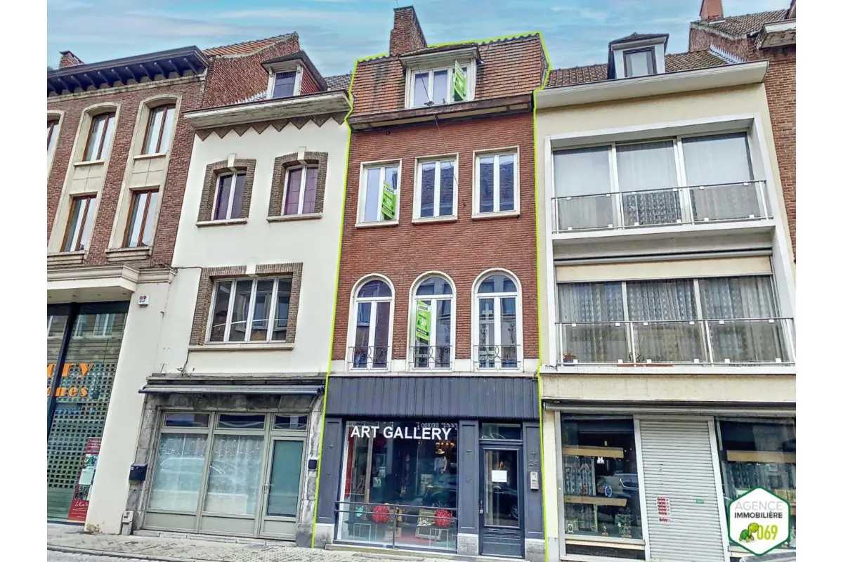 Immeuble de rapport - Immeuble à appartement à vendre à Tournai 7500 260000.00€ 3 chambres 176.00m² - annonce 530323