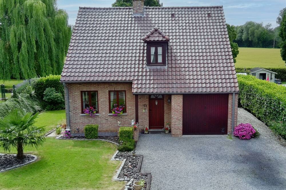 Villa à vendre à Ostiches 7804 35000.00€ 3 chambres 147.00m² - annonce 530333