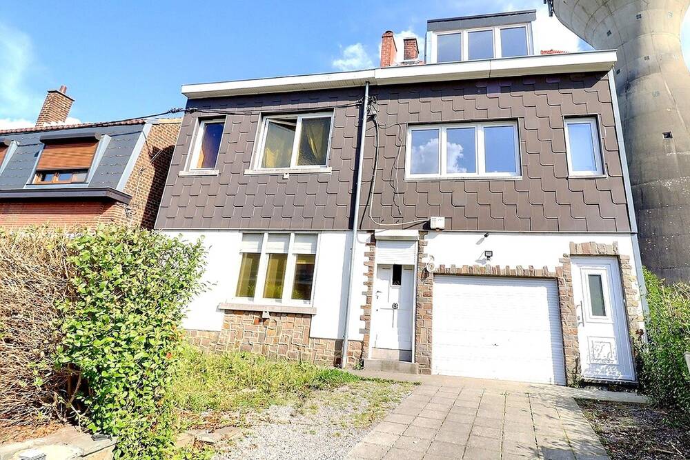 Immeuble de rapport - Immeuble à appartement à  à Marcinelle 6001 325000.00€ 5 chambres 180.00m² - annonce 531077