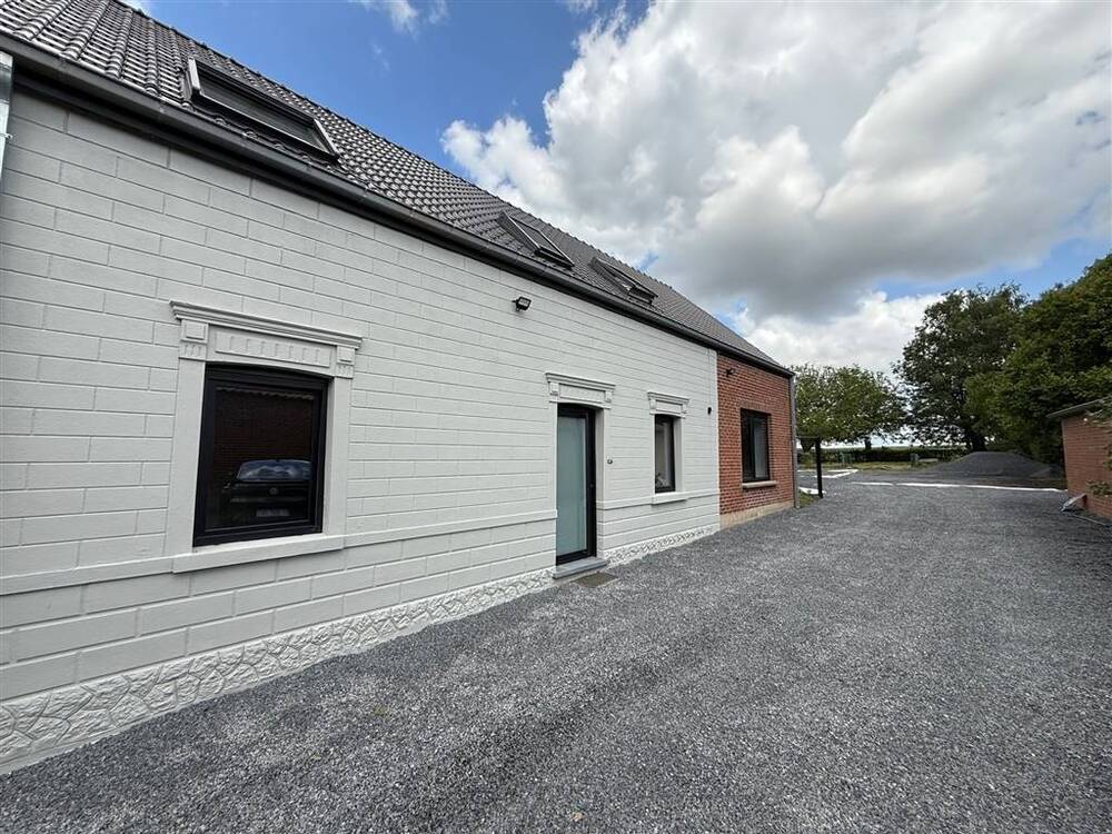Maison à à Grandmetz 7900 1100.00€ 4 chambres 175.00m² - annonce 530910