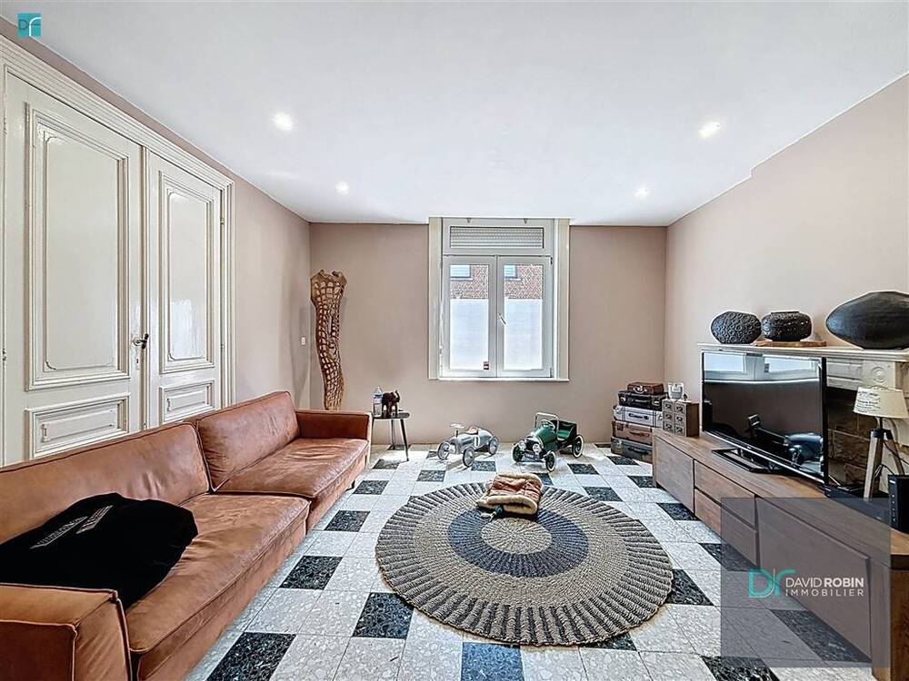 Maison à vendre à Châtelet 6200 240000.00€ 3 chambres 147.00m² - annonce 531161