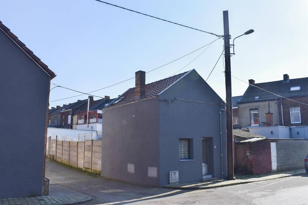 Maison à vendre à La Louvière 7100 80000.00€ 1 chambres 38.00m² - annonce 531025