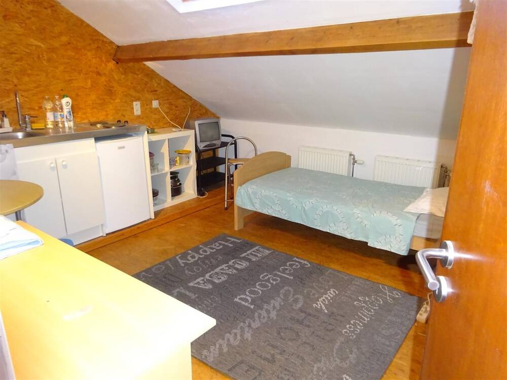 Studio à louer à Mons 7000 350.00€ 1 chambres m² - annonce 531370