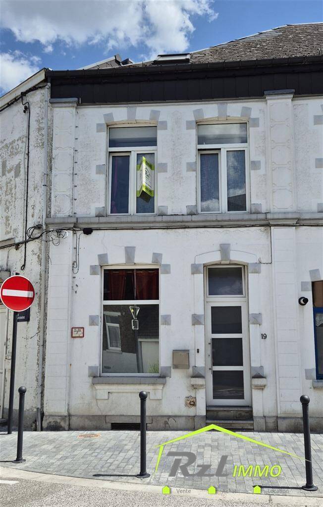 Maison à vendre à Mont-sur-Marchienne 6032 109000.00€ 2 chambres 65.00m² - annonce 531877