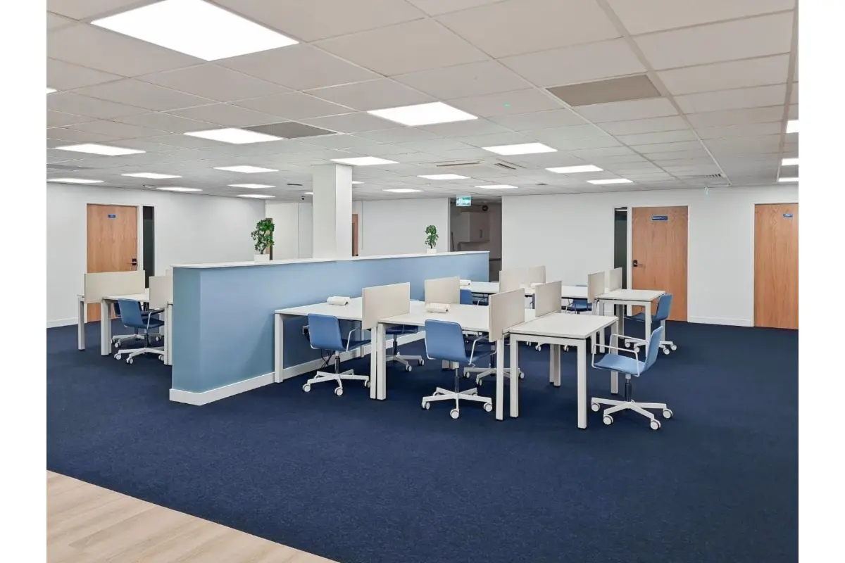 Commerce à louer à Jumet 6040 179.00€ 0 chambres m² - annonce 532772