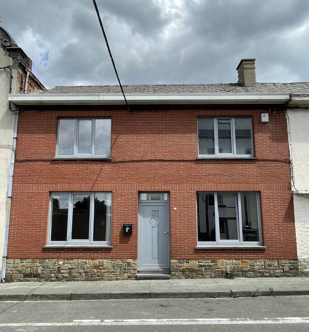 Maison à vendre à Forchies-la-Marche 6141 150000.00€ 3 chambres 162.00m² - annonce 532977