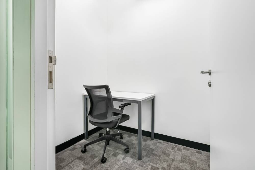 Commerce à louer à Jumet 6040 779.00€ 0 chambres m² - annonce 532733