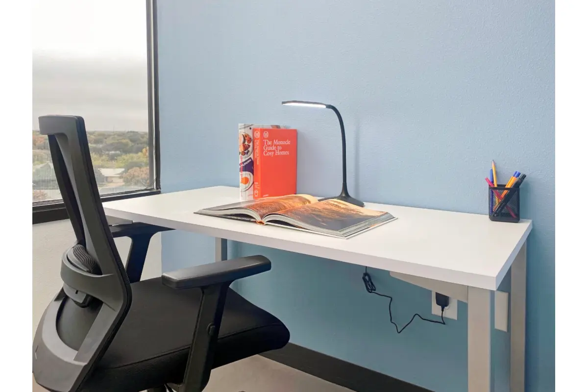 Commerce à louer à Jumet 6040 779.00€ 0 chambres m² - annonce 532733