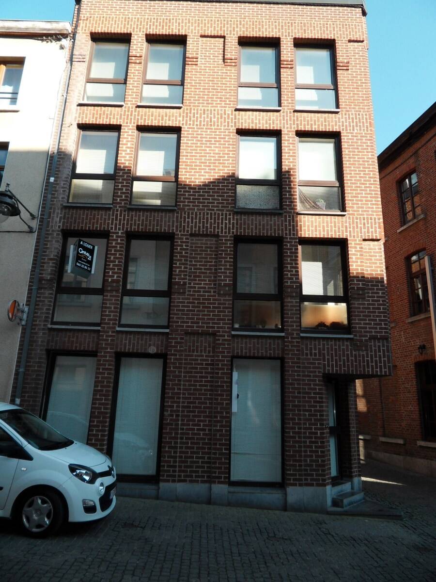Studio à louer à Mons 7000 395.00€ 0 chambres 20.00m² - annonce 534131