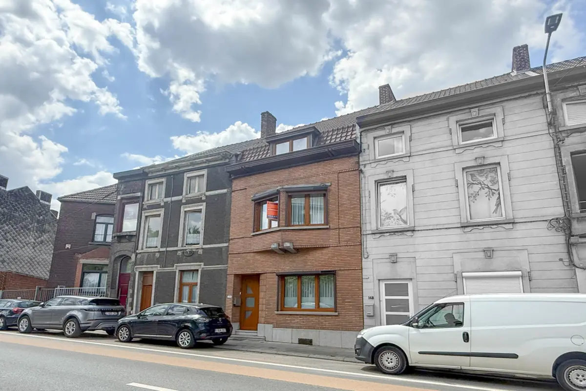 Maison à vendre à Monceau-sur-Sambre 6031 190000.00€ 4 chambres 145.00m² - annonce 534216