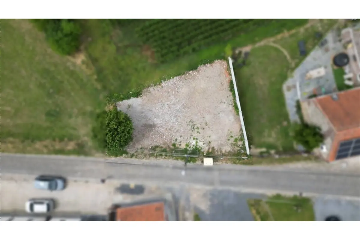 Terrain à vendre à Bury 7602 45000.00€  chambres m² - annonce 535751