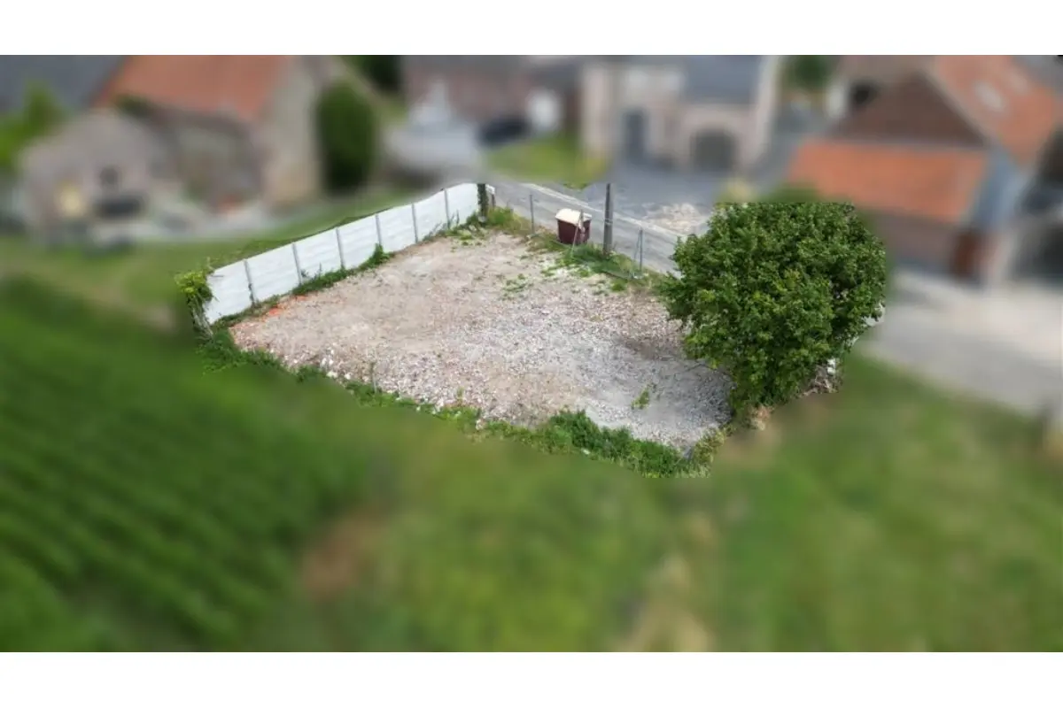 Terrain à vendre à Bury 7602 45000.00€  chambres m² - annonce 535751