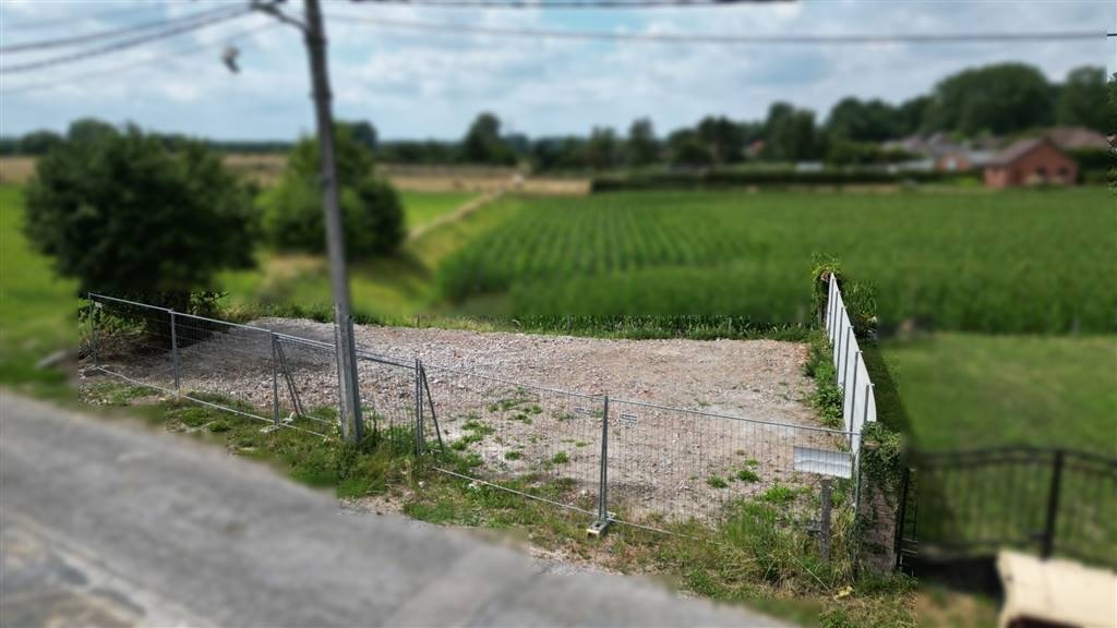 Terrain à vendre à Bury 7602 45000.00€ chambres m² - annonce 535751