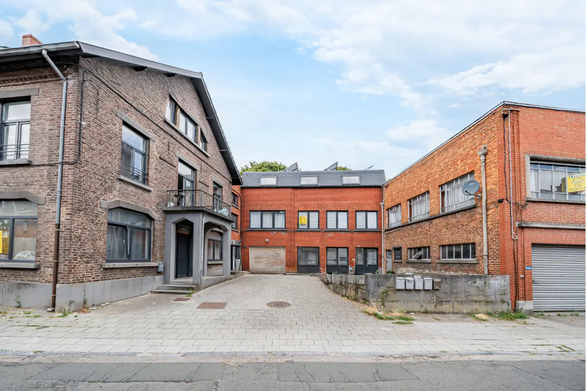 Immeuble de rapport - Immeuble à appartement à vendre à Marcinelle 6001 725000.00€ 15 chambres 638.00m² - annonce 537662