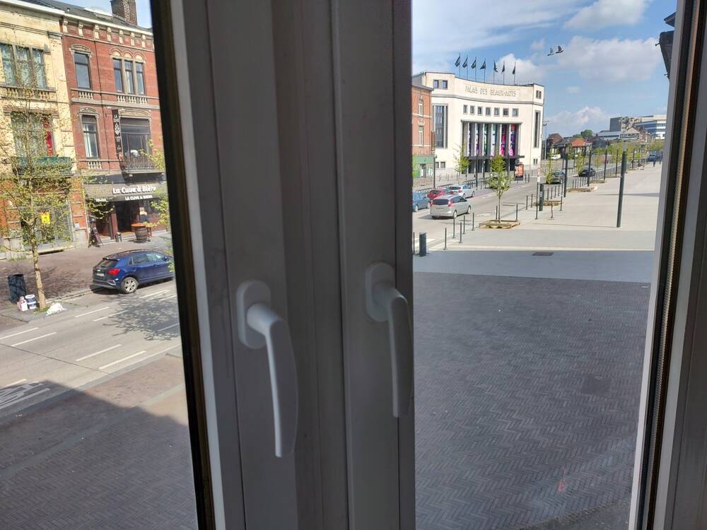 Appartement à louer à Charleroi 6000 650.00€ 1 chambres 50.00m² - annonce 538542