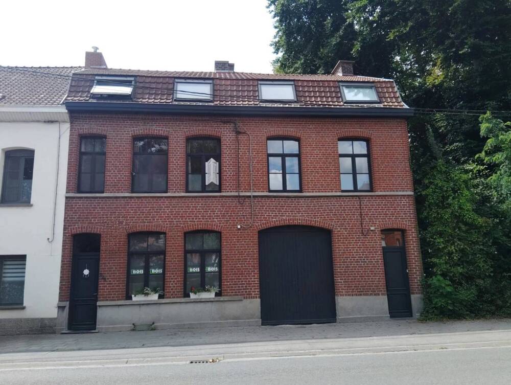 Maison à vendre à Tournai 7500 650000.00€ 4 chambres 285.00m² - annonce 538665