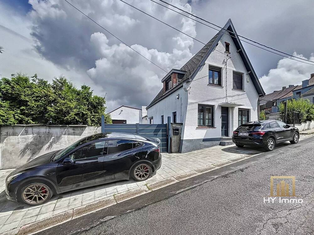 Villa à vendre à Roux 6044 315000.00€ 4 chambres 133.00m² - annonce 539476