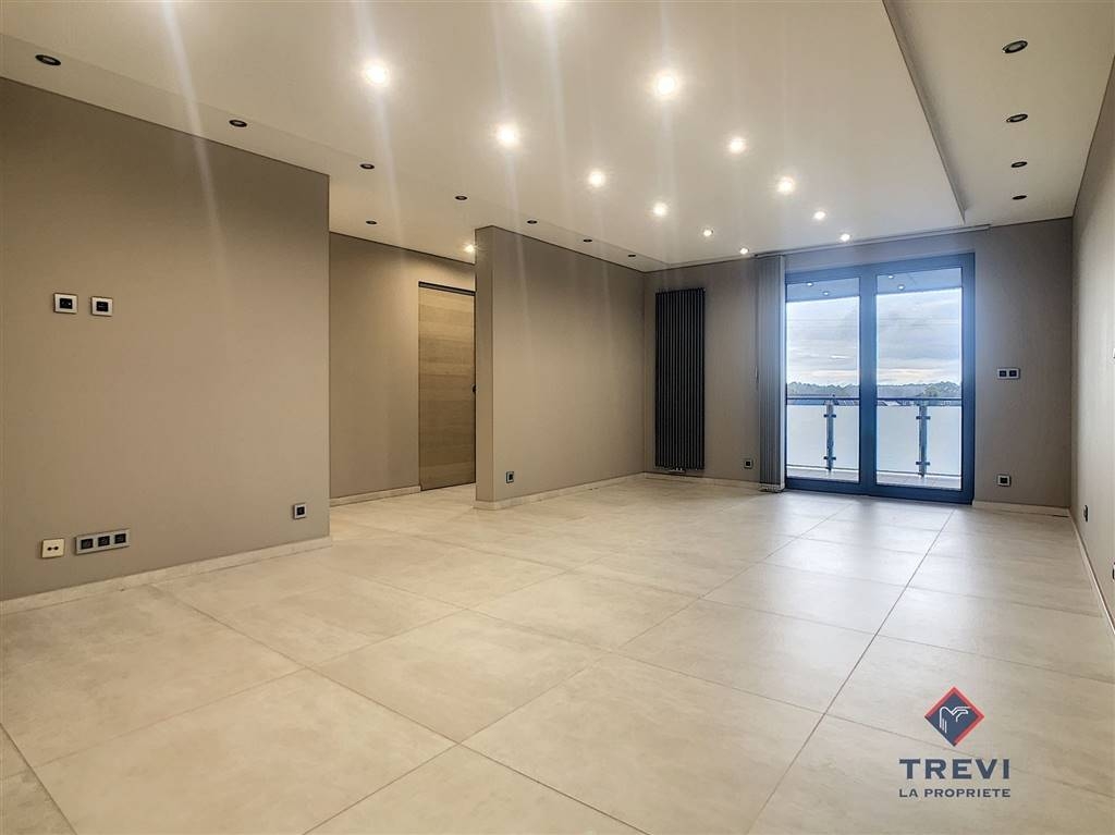 Appartement à louer à Trazegnies 6183 895.00€ 2 chambres m² - annonce 541812